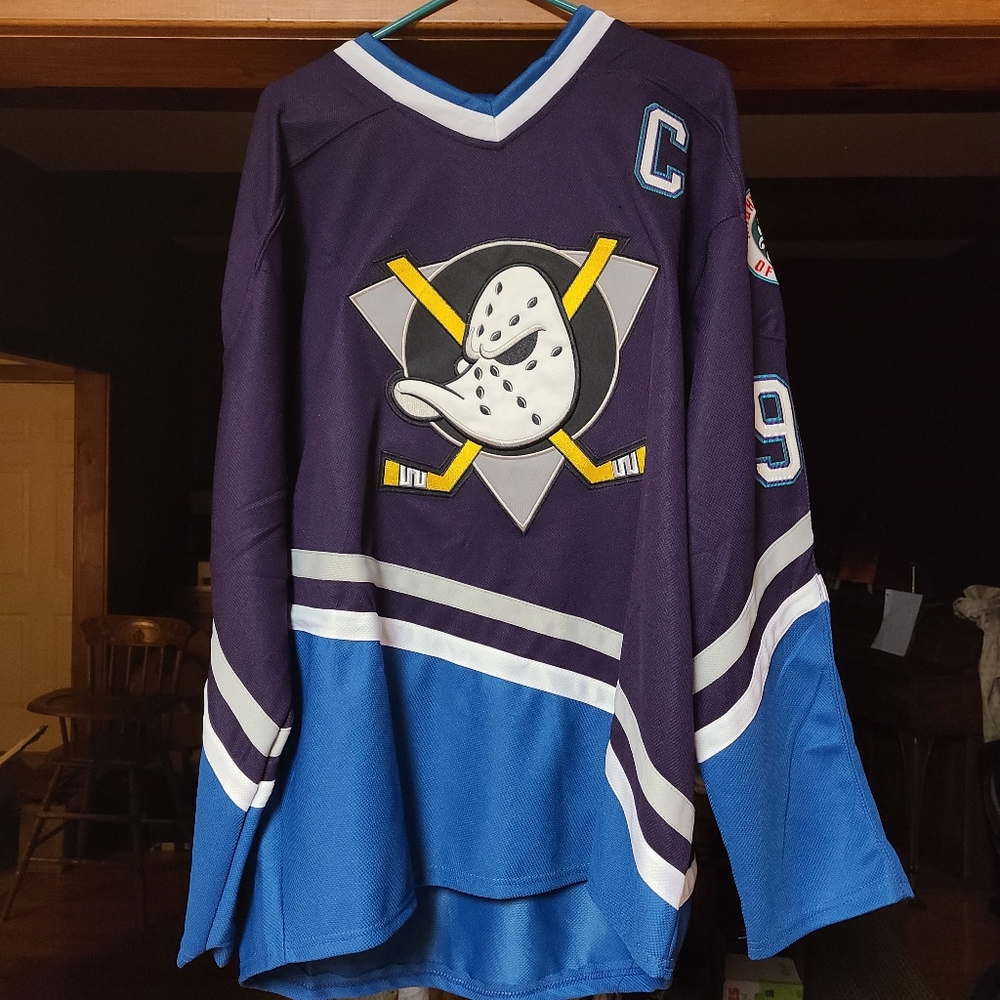 Might Ducks Conway Hockey Jersey XL